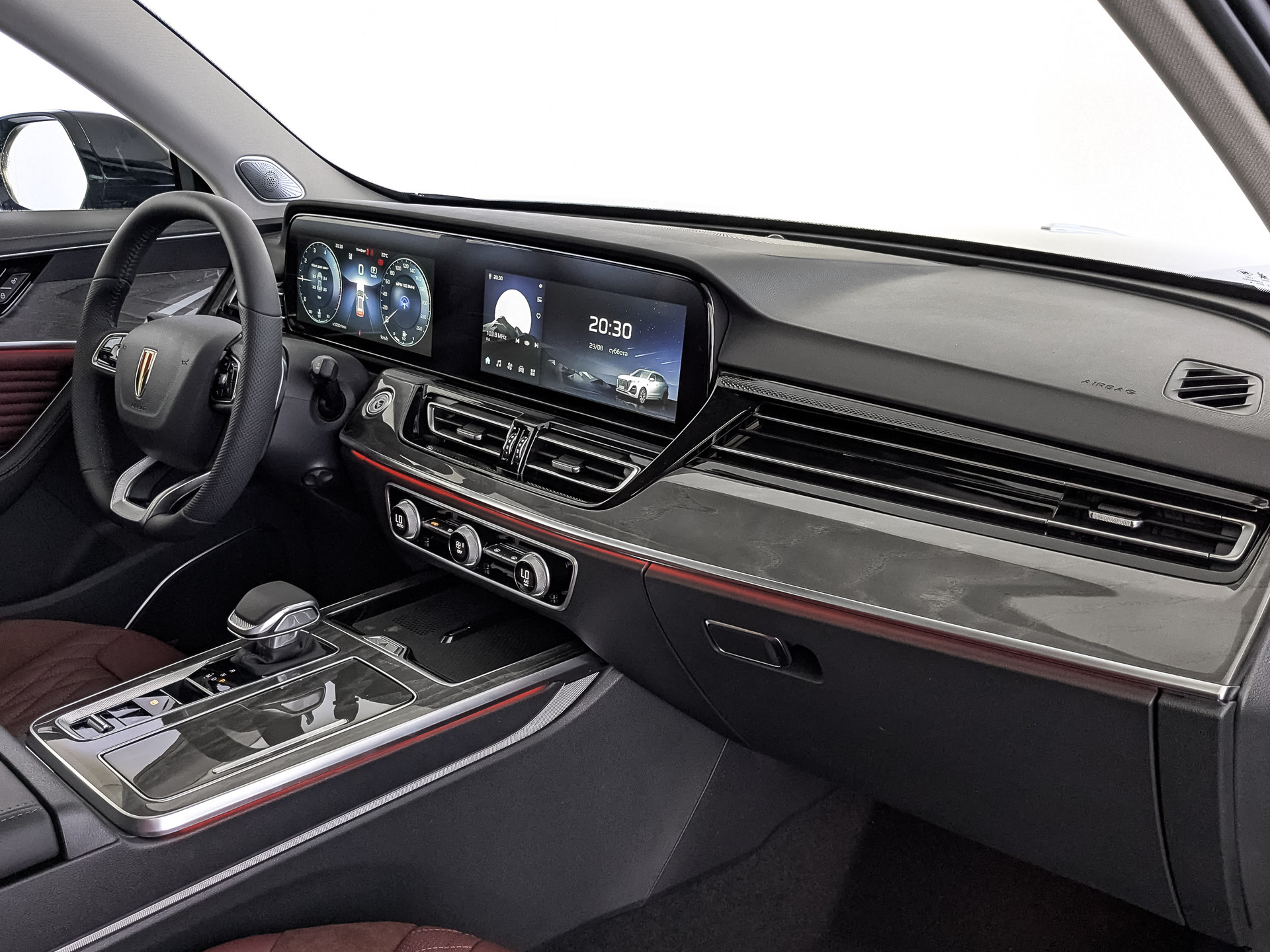 Фото Hongqi HS5 FL Deluxe  2.0T/245 8AT 4WD