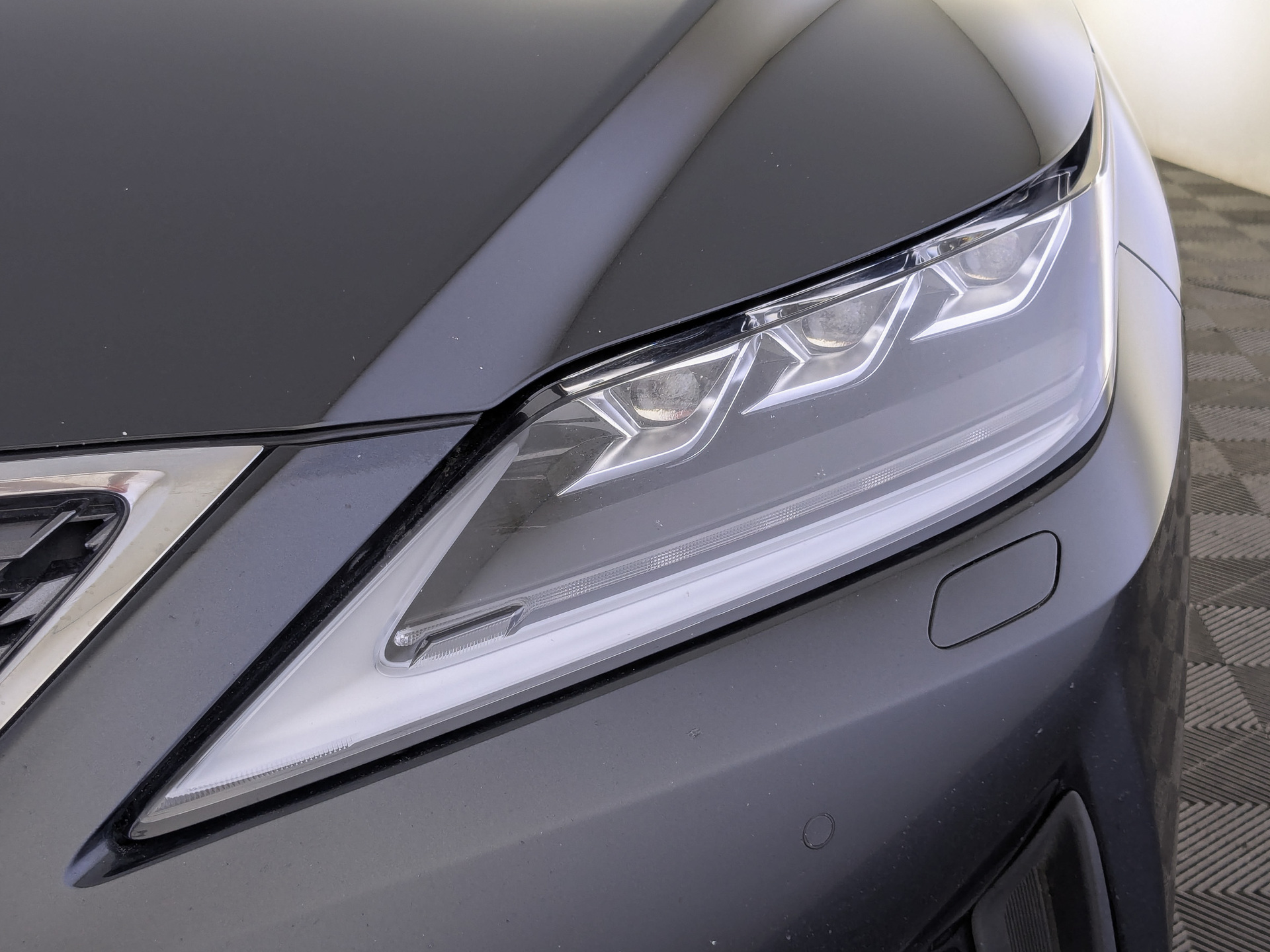 LEXUS RX 2.00 (238 л.с), автомат, 2019, пробег 178 467 км