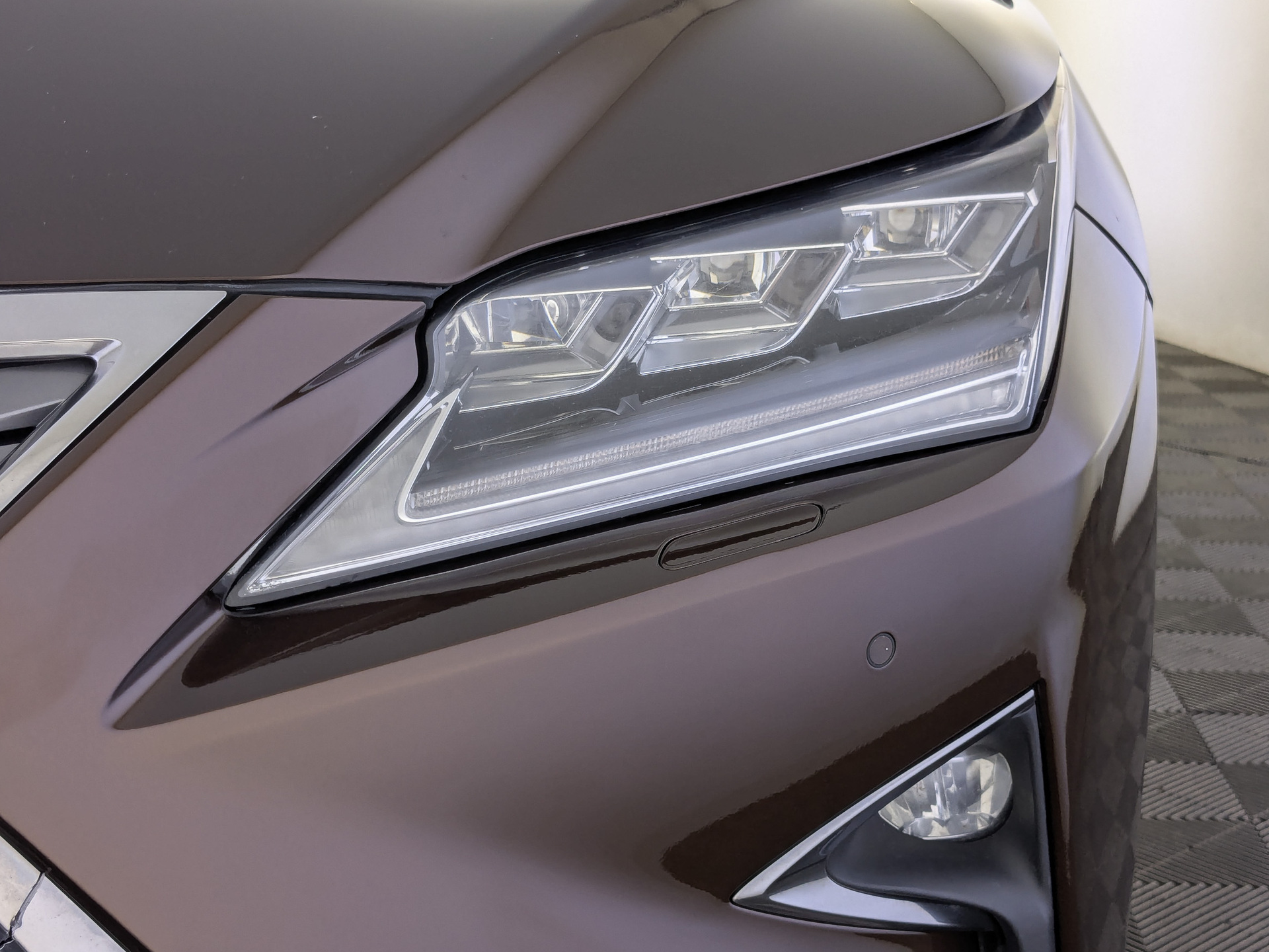 LEXUS RX 2.00 (238 л.с), автомат, 2015, пробег 96 946 км