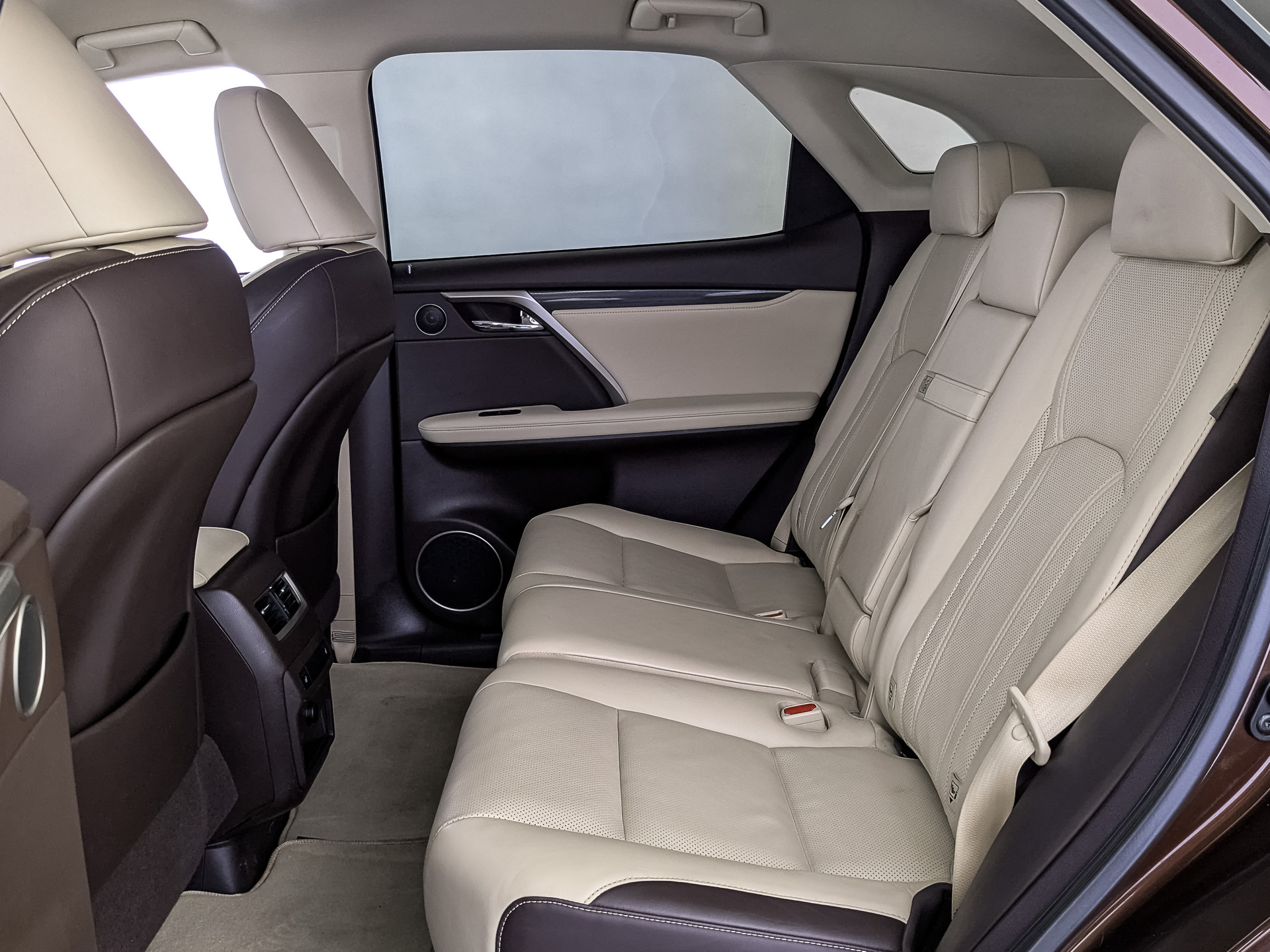 LEXUS RX 2.00 (238 л.с), автомат, 2015, пробег 96 946 км