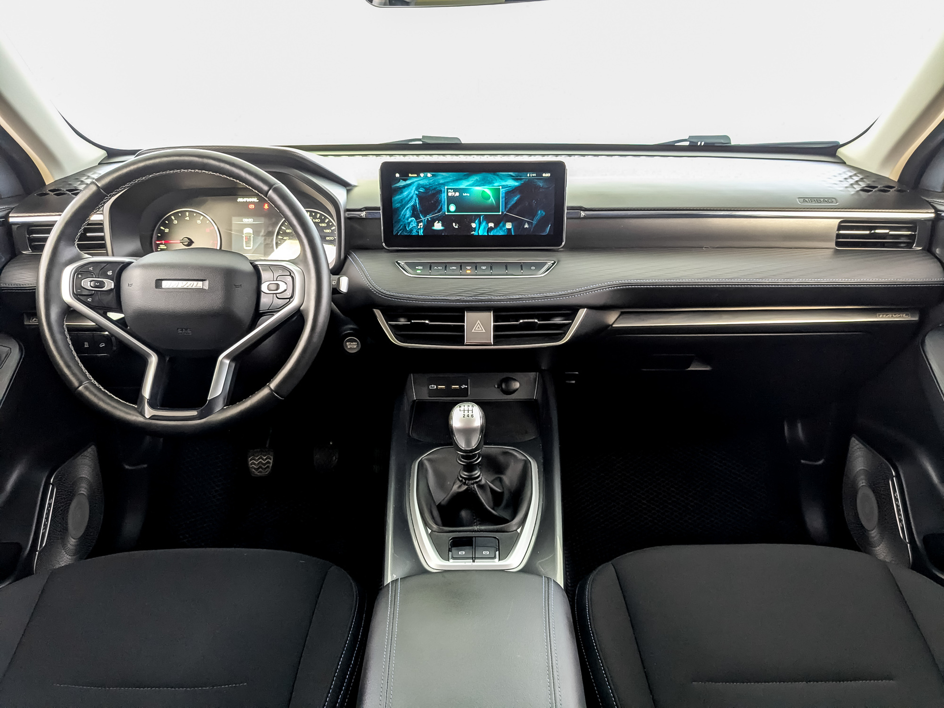 HAVAL Jolion 1.50 (143 л.с), механическая, 2023, пробег 98 530 км