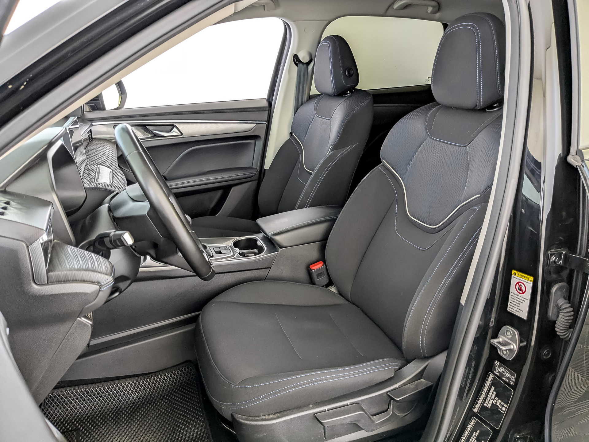 HAVAL Jolion 1.50 (143 л.с), механическая, 2023, пробег 98 530 км