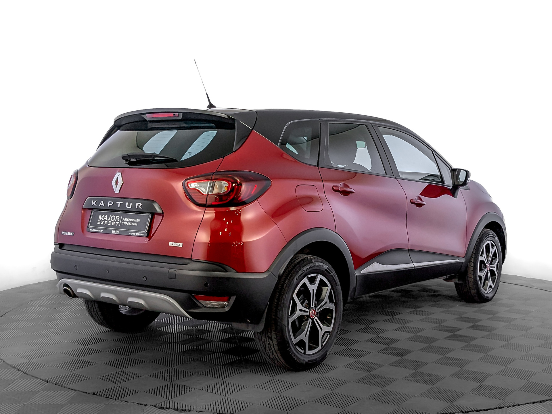 RENAULT Kaptur 2.00 (143 л.с), автомат, 2019, пробег 78 582 км