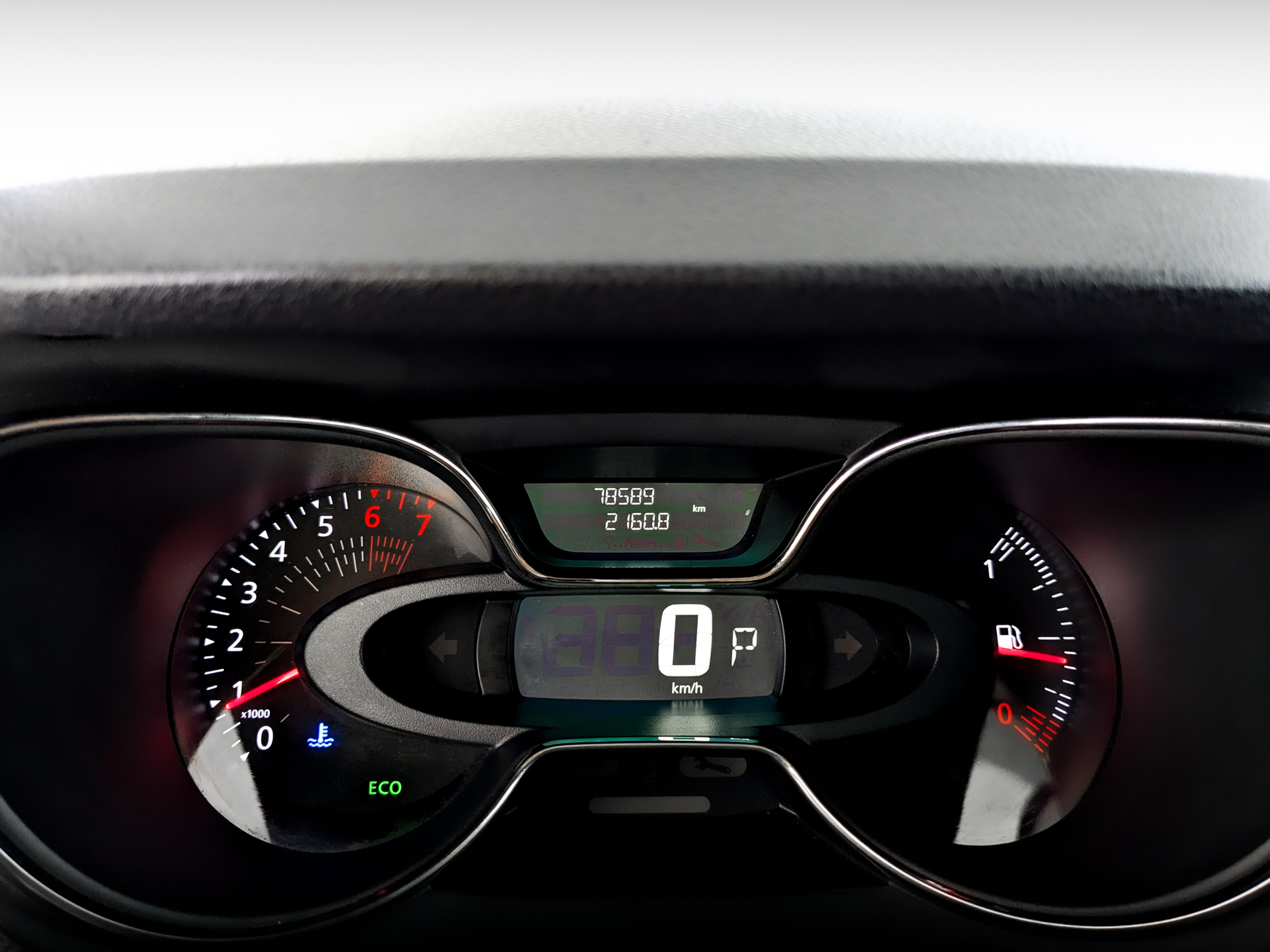 RENAULT Kaptur 2.00 (143 л.с), автомат, 2019, пробег 78 582 км