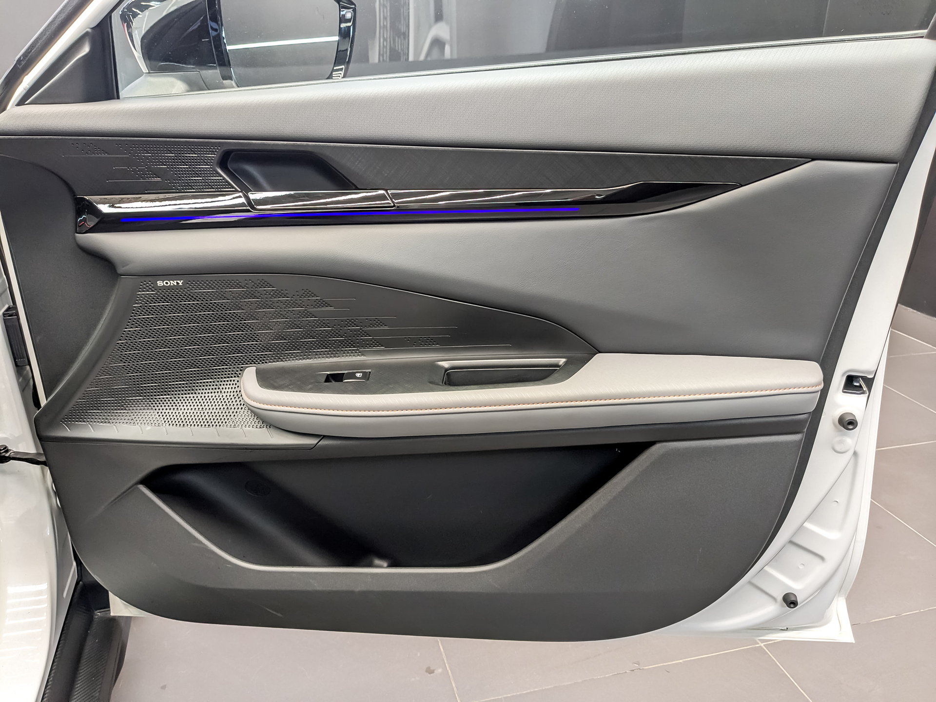 CHANGAN UNI-V 1.50 (181 л.с), автомат, 2023, пробег 25 100 км