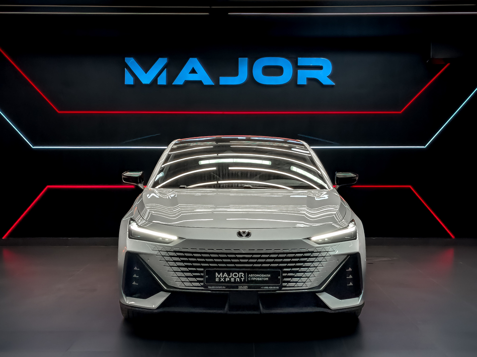 Changan UNI-V