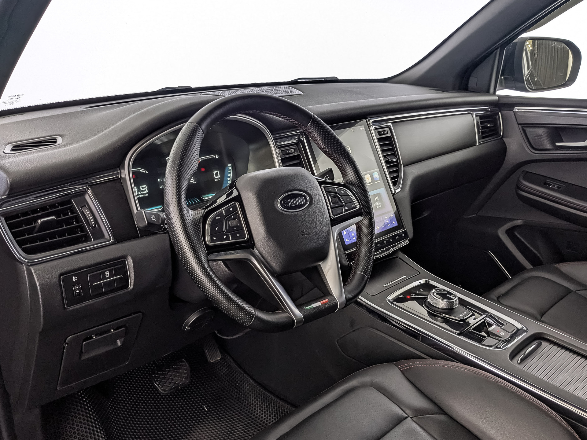 SWM G05 Pro 1.50 (139 л.с), автомат, 2024, пробег 121 671 км