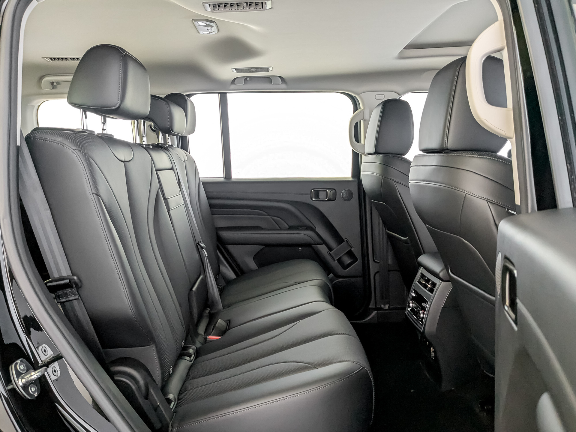 Фото Haval H9 Премиум 2.0T/218 8AT 4WD