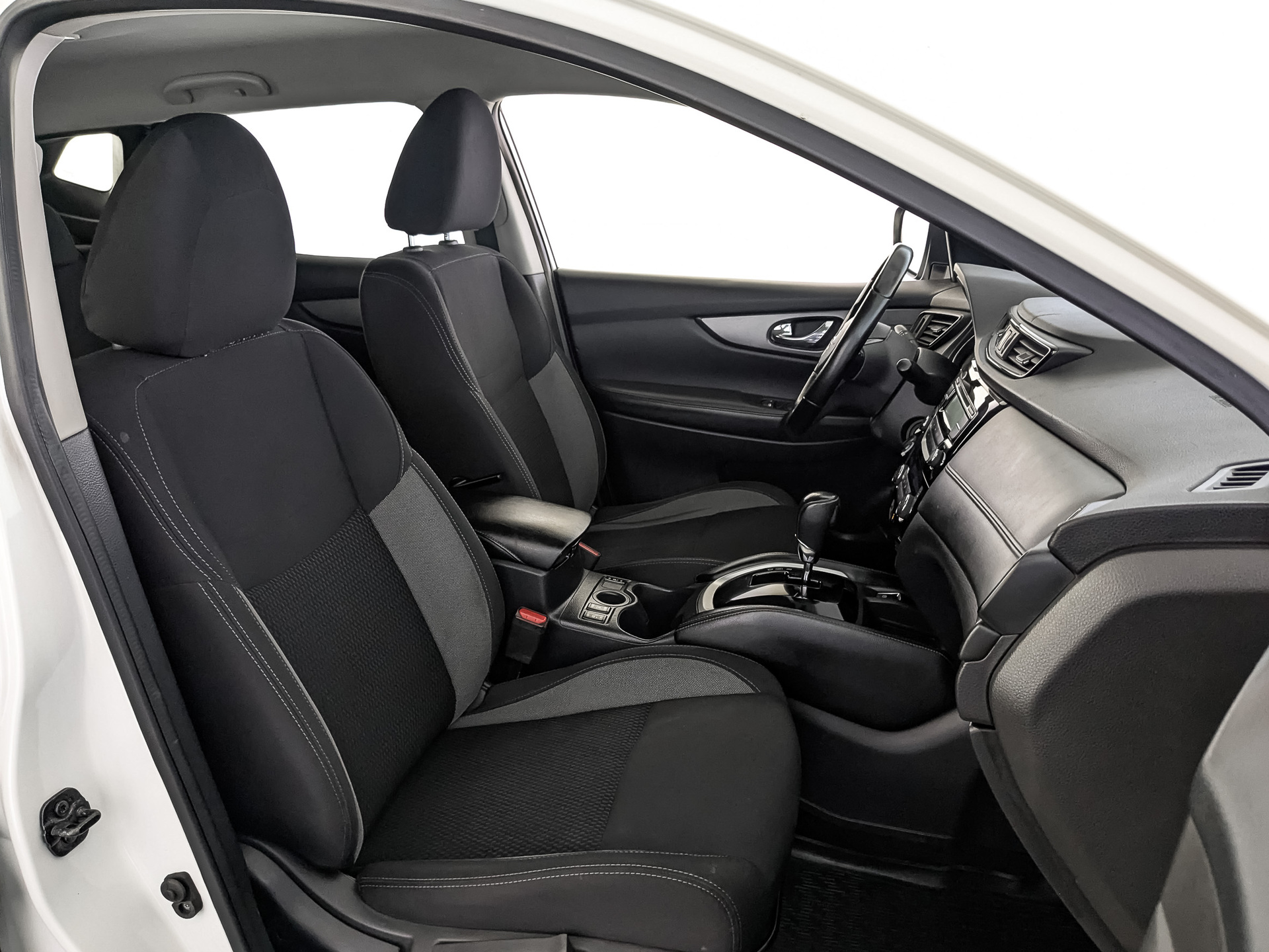 NISSAN Qashqai 2.00 (144 л.с), автомат, 2019, пробег 157 879 км