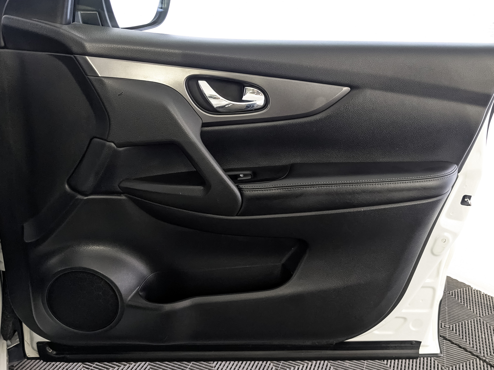 NISSAN Qashqai 2.00 (144 л.с), автомат, 2019, пробег 157 879 км