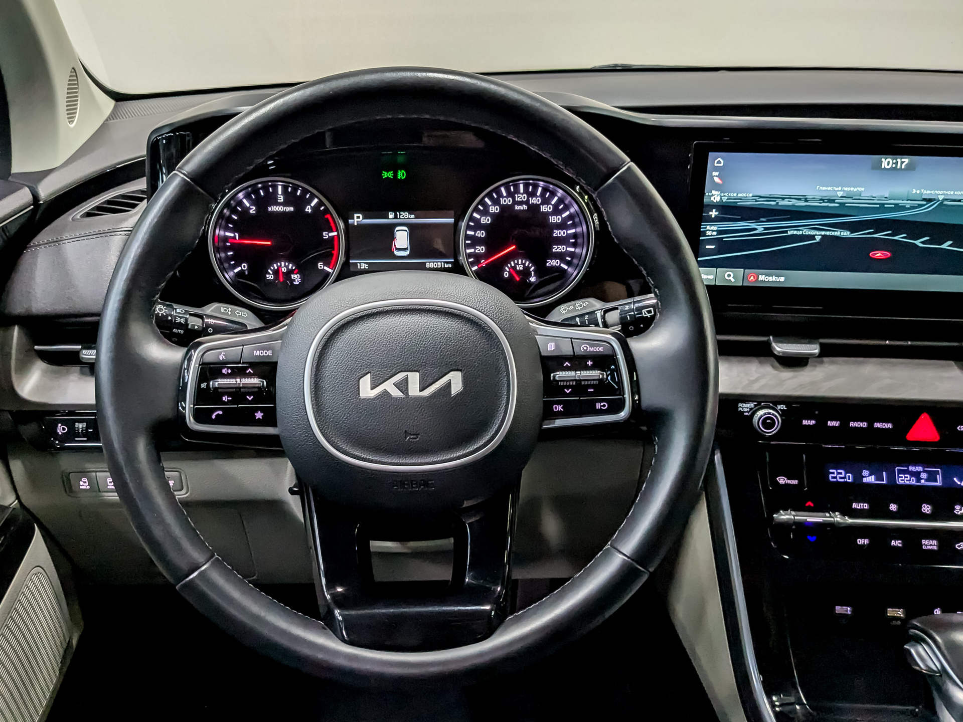 KIA Carnival 2.20 (199 л.с), автомат, 2023, пробег 88 000 км