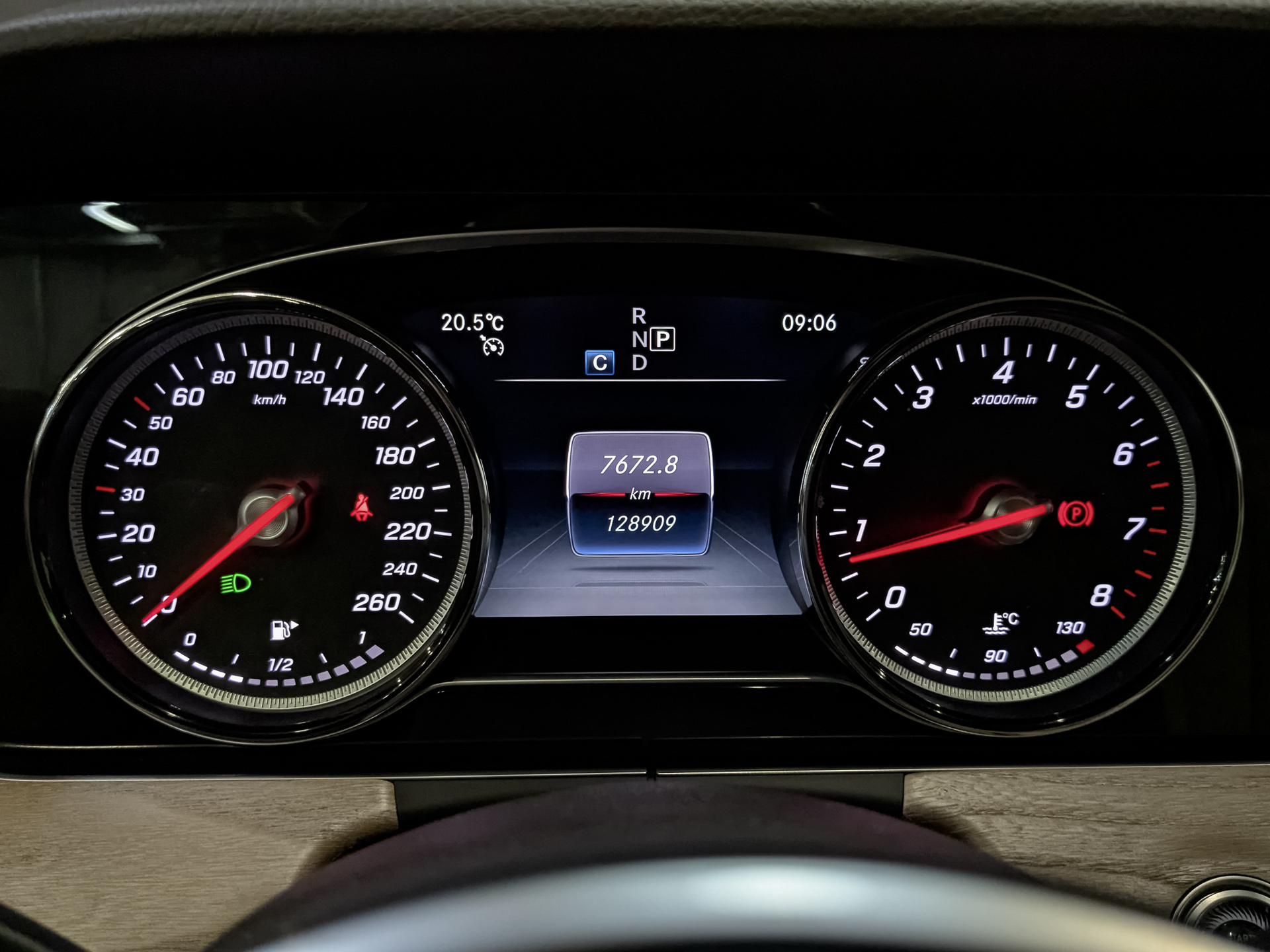 MERCEDES-BENZ E-Класс Купе 2.00 (197 л.с), автомат, 2020, пробег 128 902 км