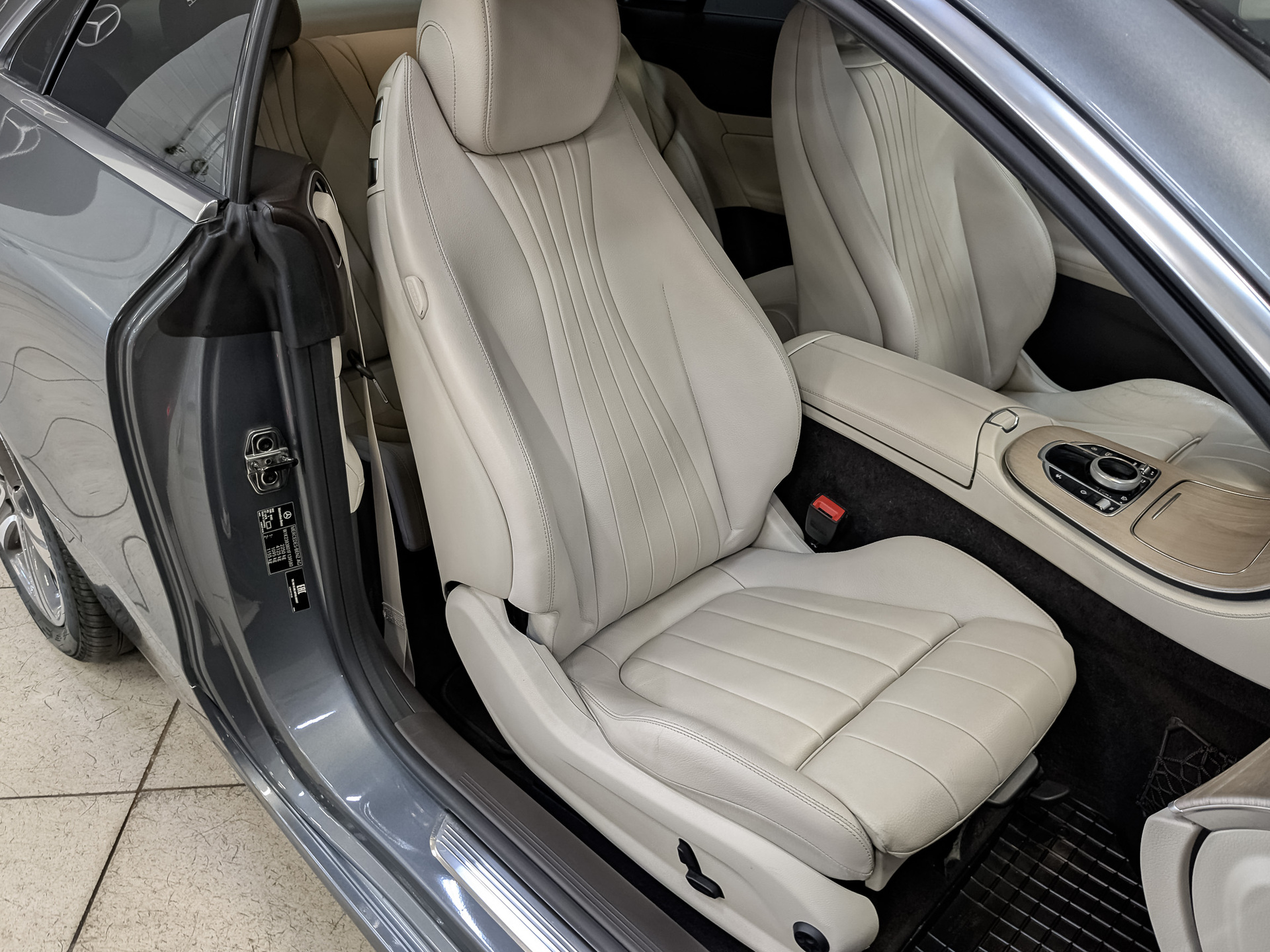 MERCEDES-BENZ E-Класс Купе 2.00 (197 л.с), автомат, 2020, пробег 128 902 км