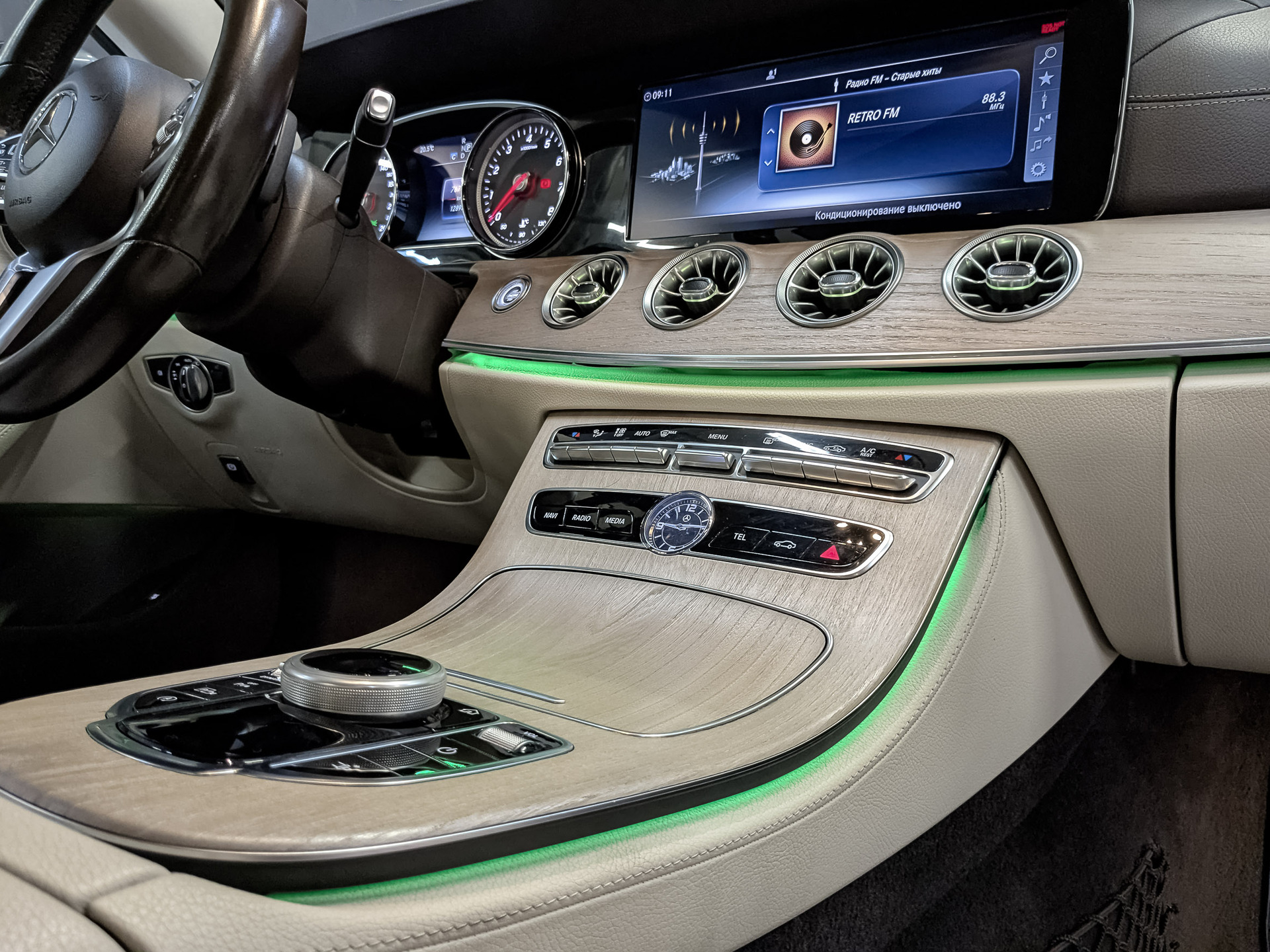 MERCEDES-BENZ E-Класс Купе 2.00 (197 л.с), автомат, 2020, пробег 128 902 км