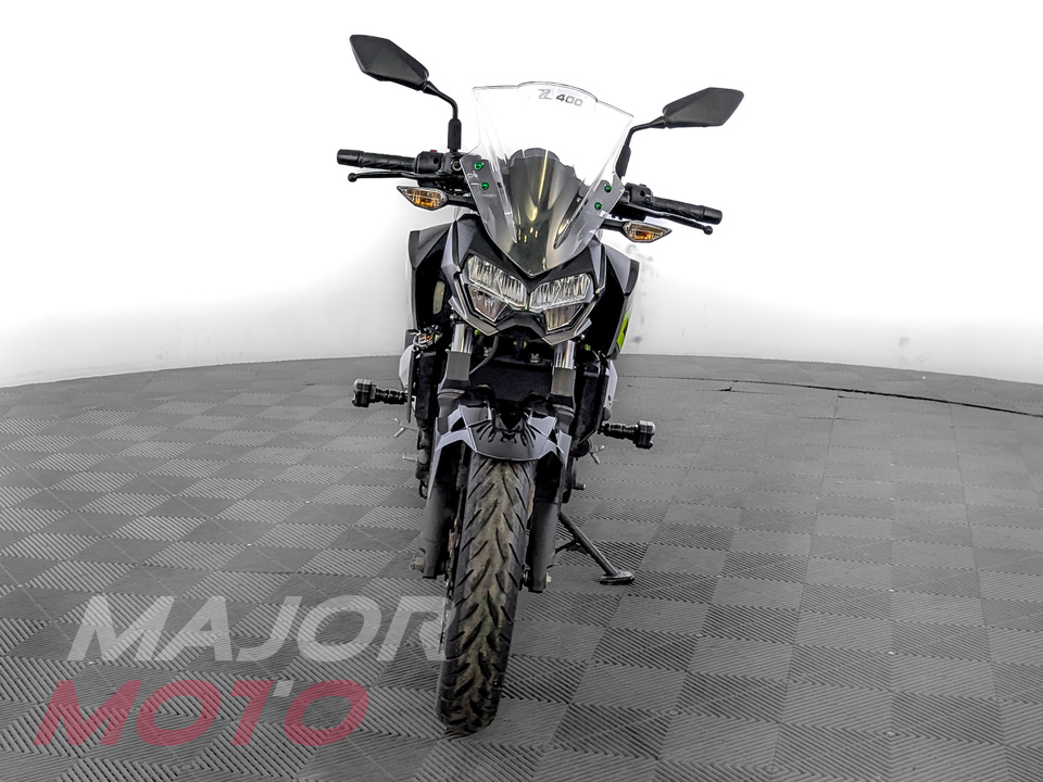 Kawasaki Z400 - фото №3
