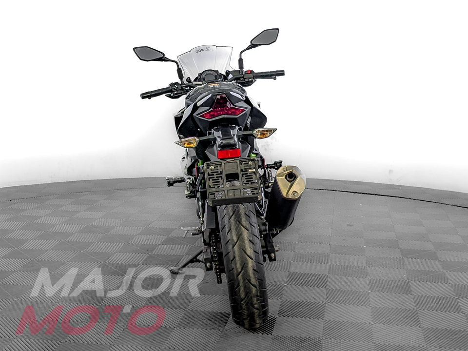 Kawasaki Z400 - фото №7