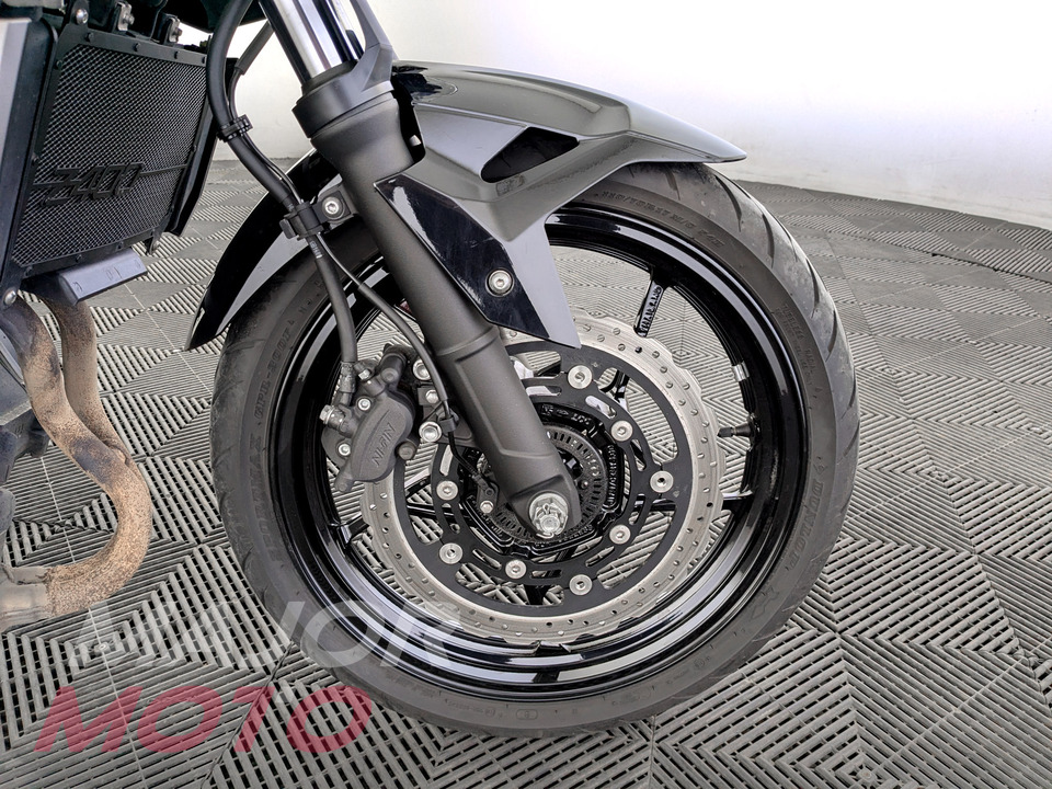 Kawasaki Z400 - фото №11