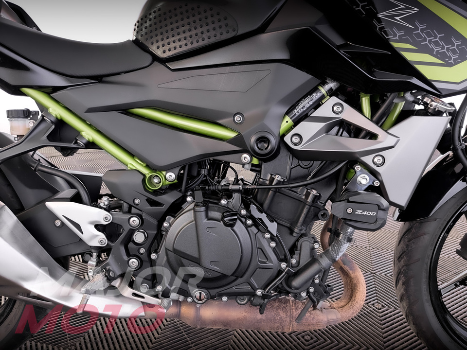 Kawasaki Z400 - фото №14