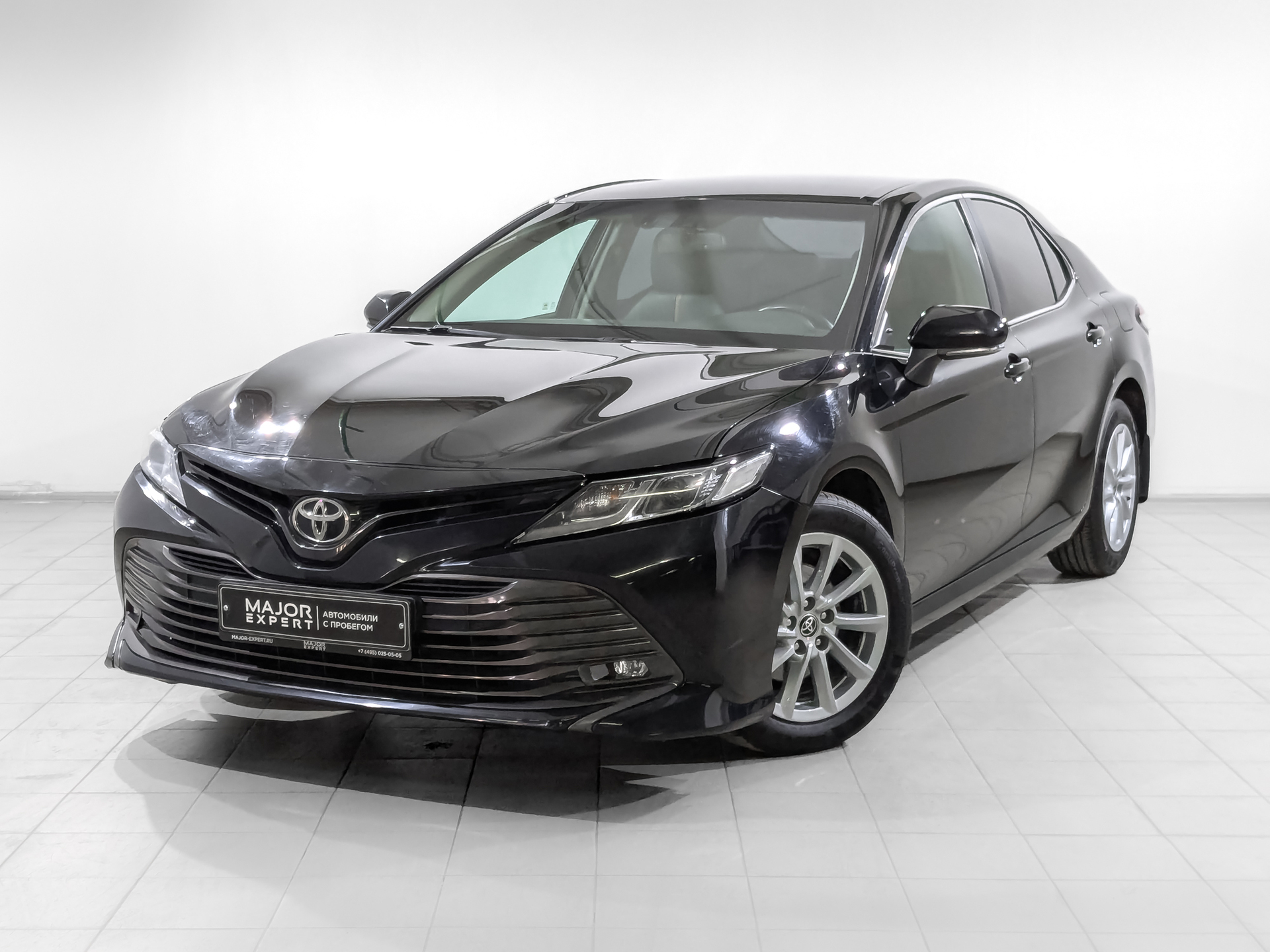 TOYOTA Camry 2.00 (150 л.с), автомат, 2021, пробег 73 230 км