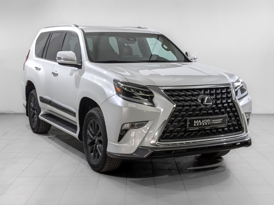 Lexus GX II