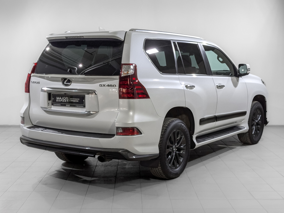 Lexus GX II