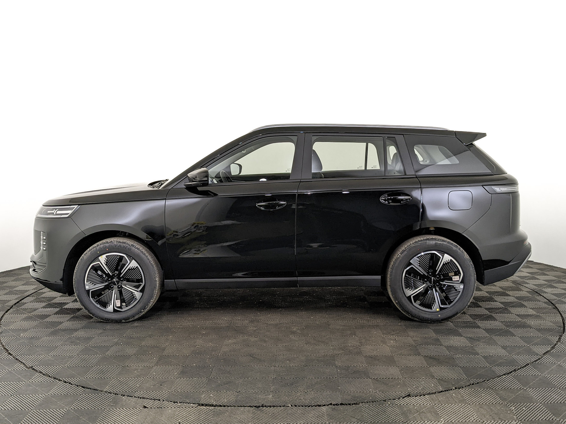 Фото Jeland J6 Престиж 1.6T/150 7RT 4WD