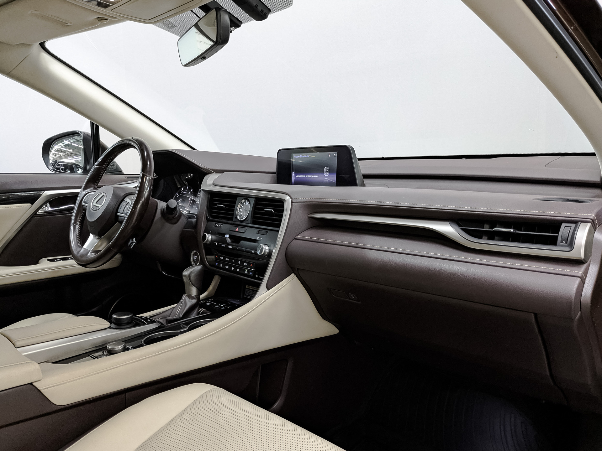 LEXUS RX 2.00 (238 л.с), автомат, 2017, пробег 120 498 км