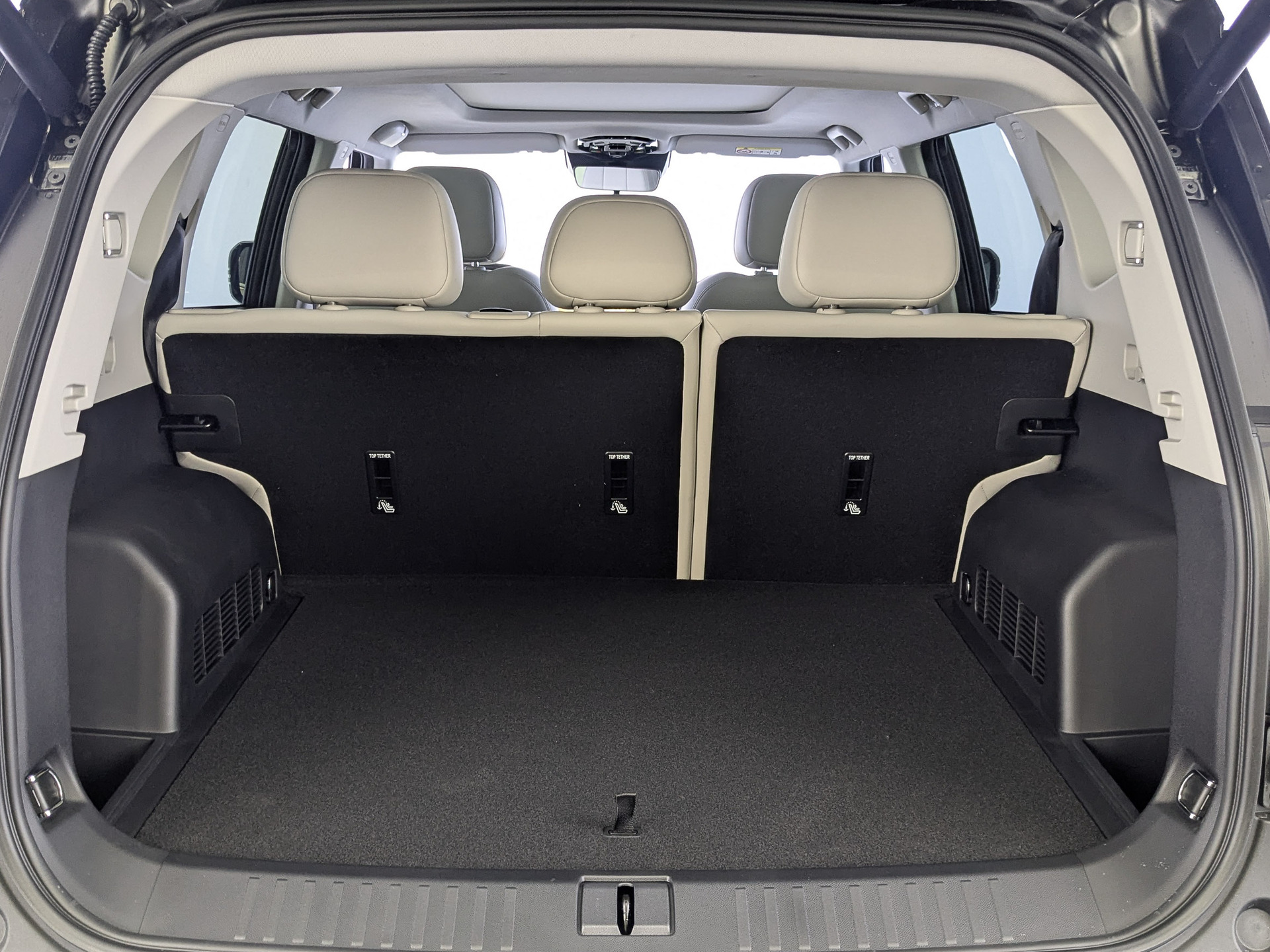 Фото Jetour T1 Лимитированная серия 2.0T/245 8AT 4WD
