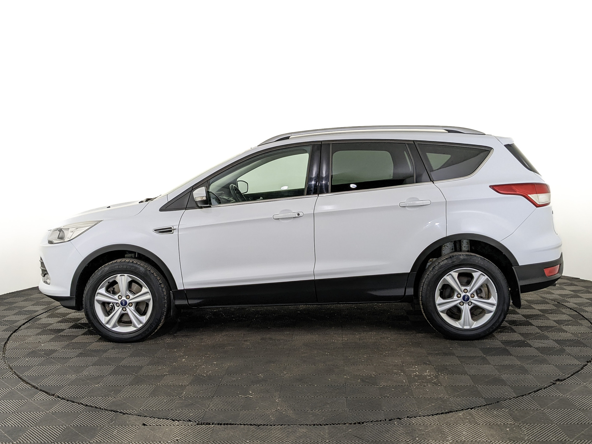 FORD Kuga 1.60 (150 л.с), автомат, 2016, пробег 87 440 км