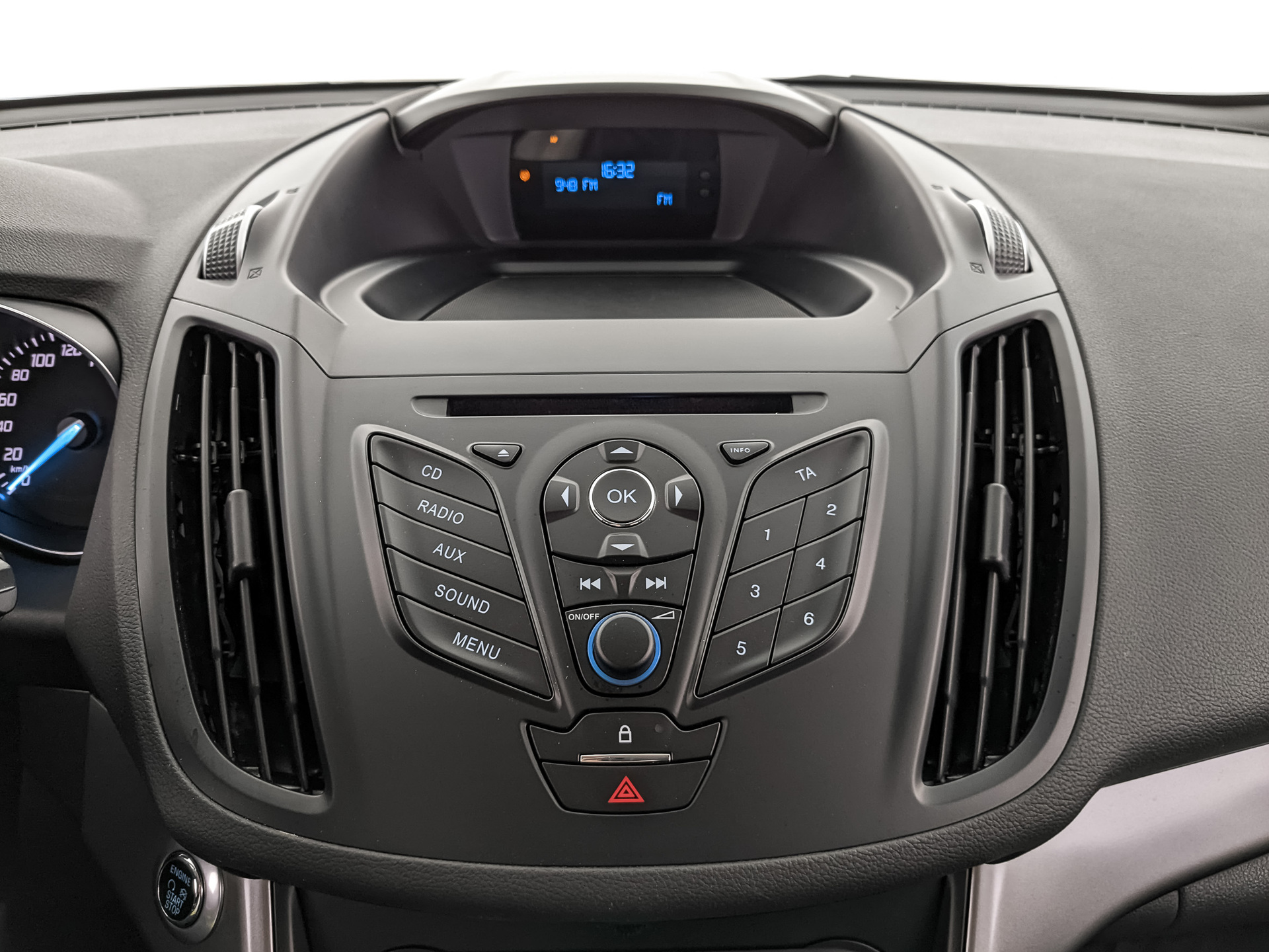 FORD Kuga 1.60 (150 л.с), автомат, 2016, пробег 87 440 км
