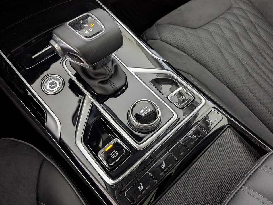 Фото Hongqi HS5 с пробегом 25766 км