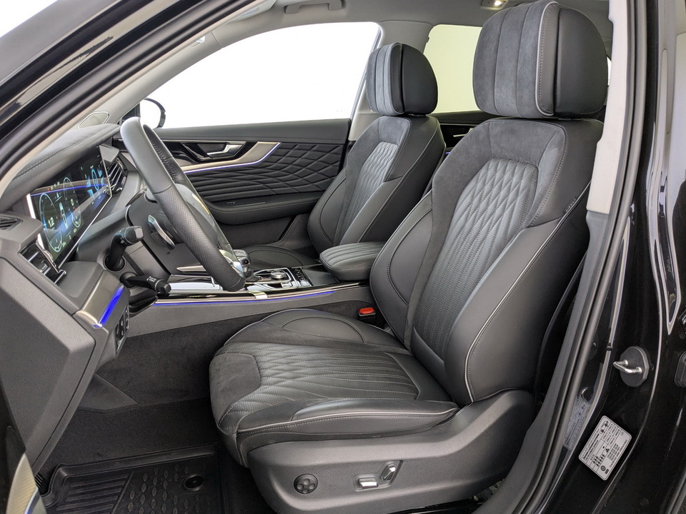 Фото Hongqi HS5 с пробегом 25766 км