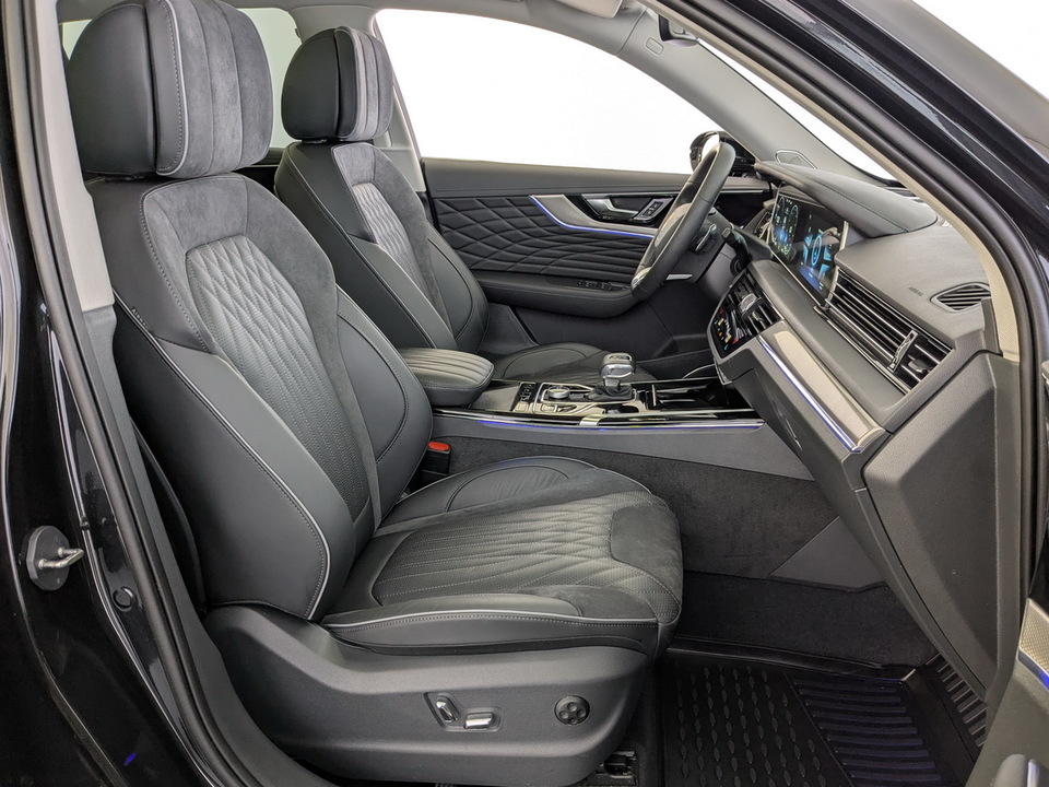 Фото Hongqi HS5 с пробегом 25766 км