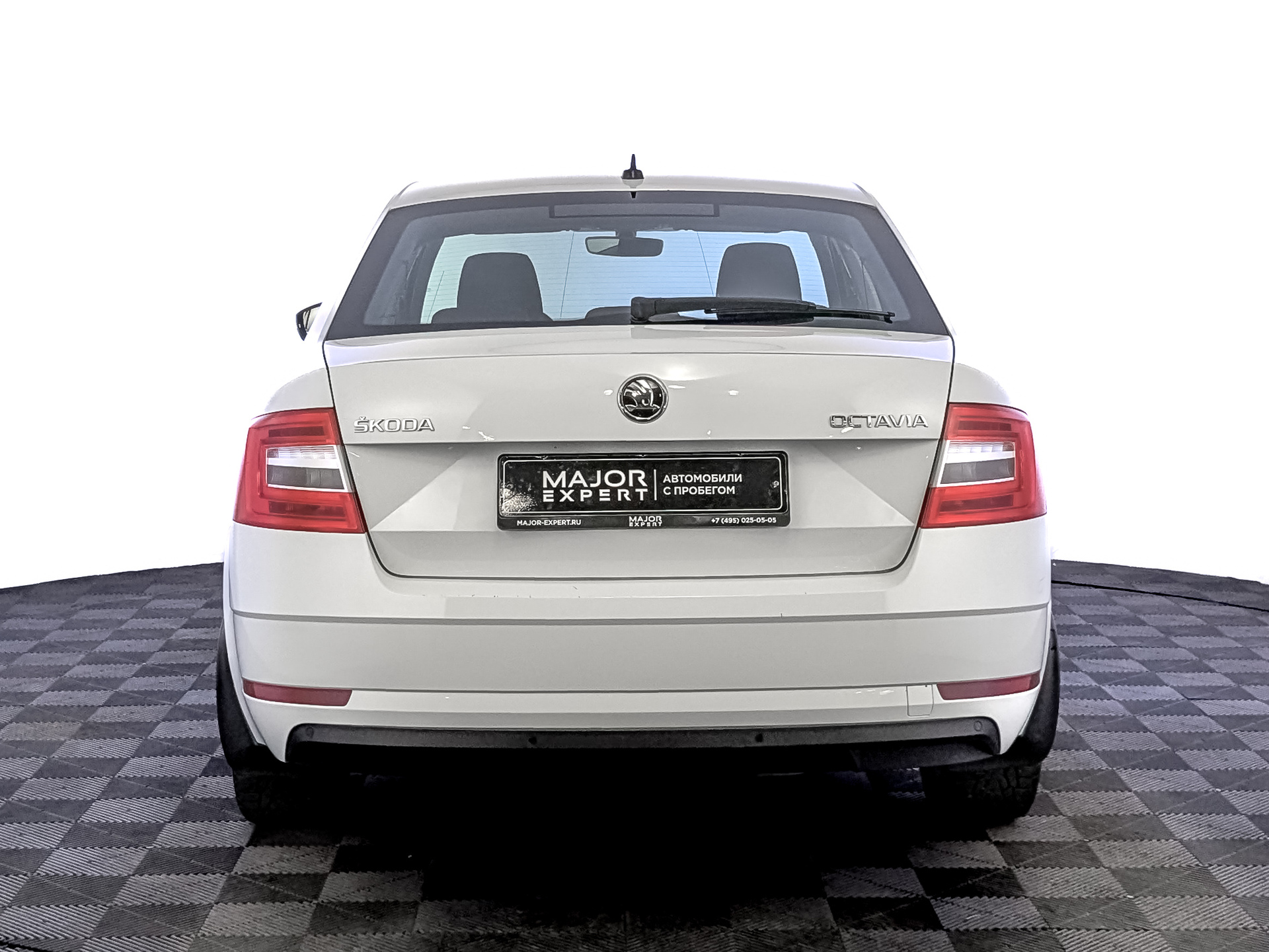 SKODA Octavia 1.60 (110 л.с), автомат, 2020, пробег 133 830 км