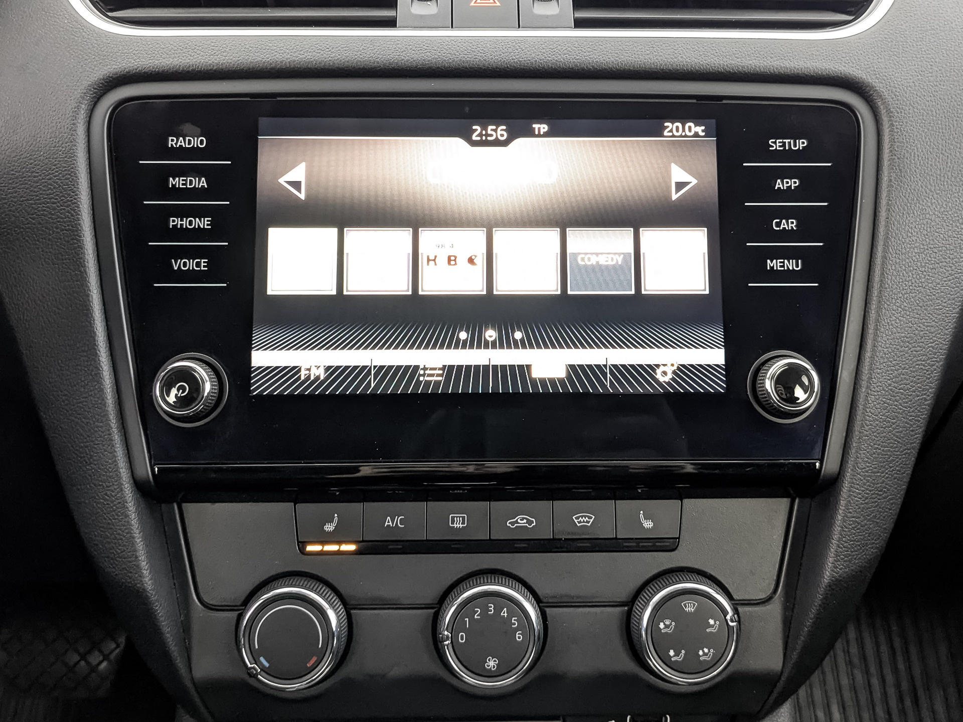 SKODA Octavia 1.60 (110 л.с), автомат, 2020, пробег 133 830 км