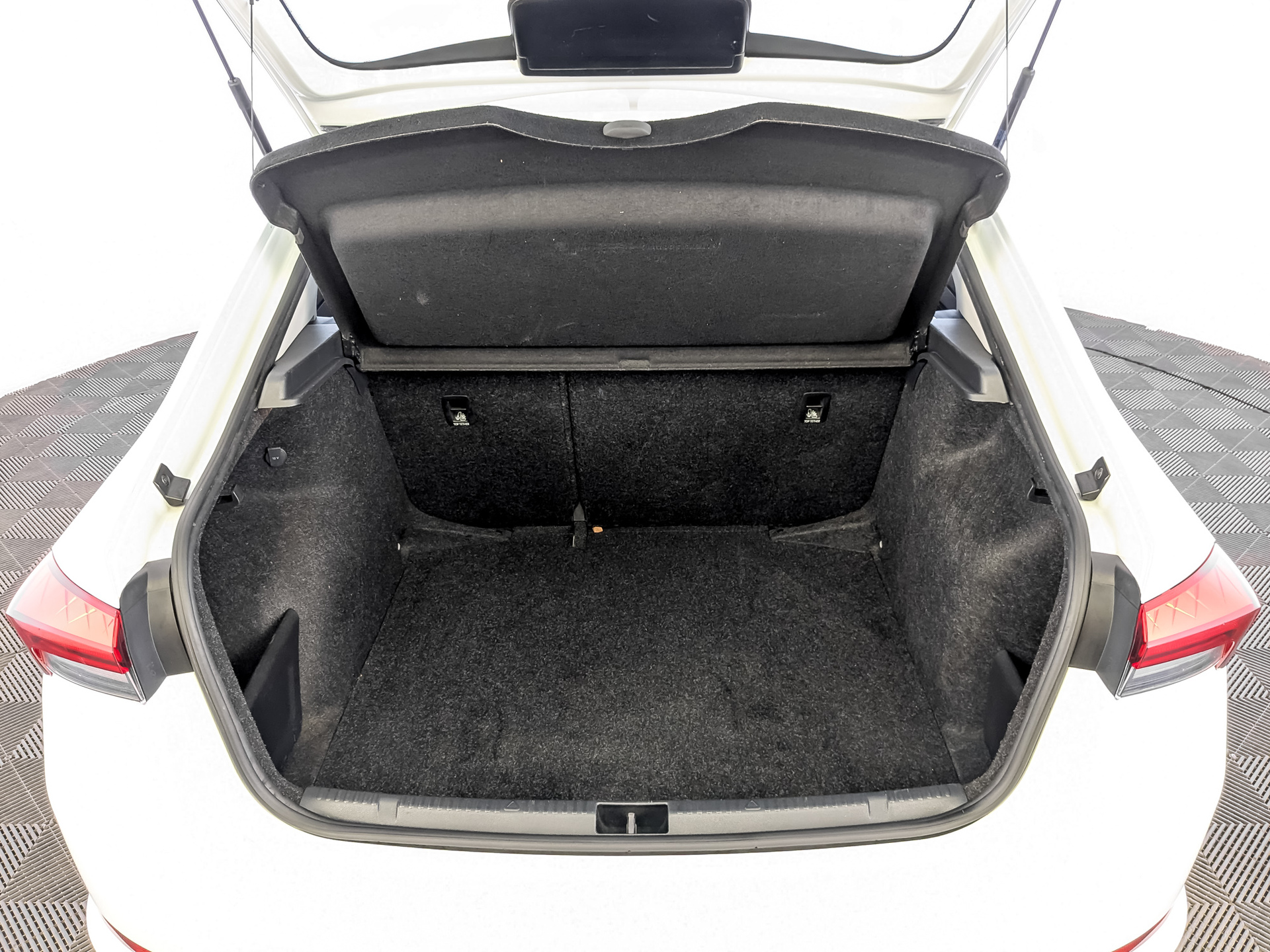 SKODA Rapid II 1.60 (110 л.с), автомат, 2020, пробег 93 423 км