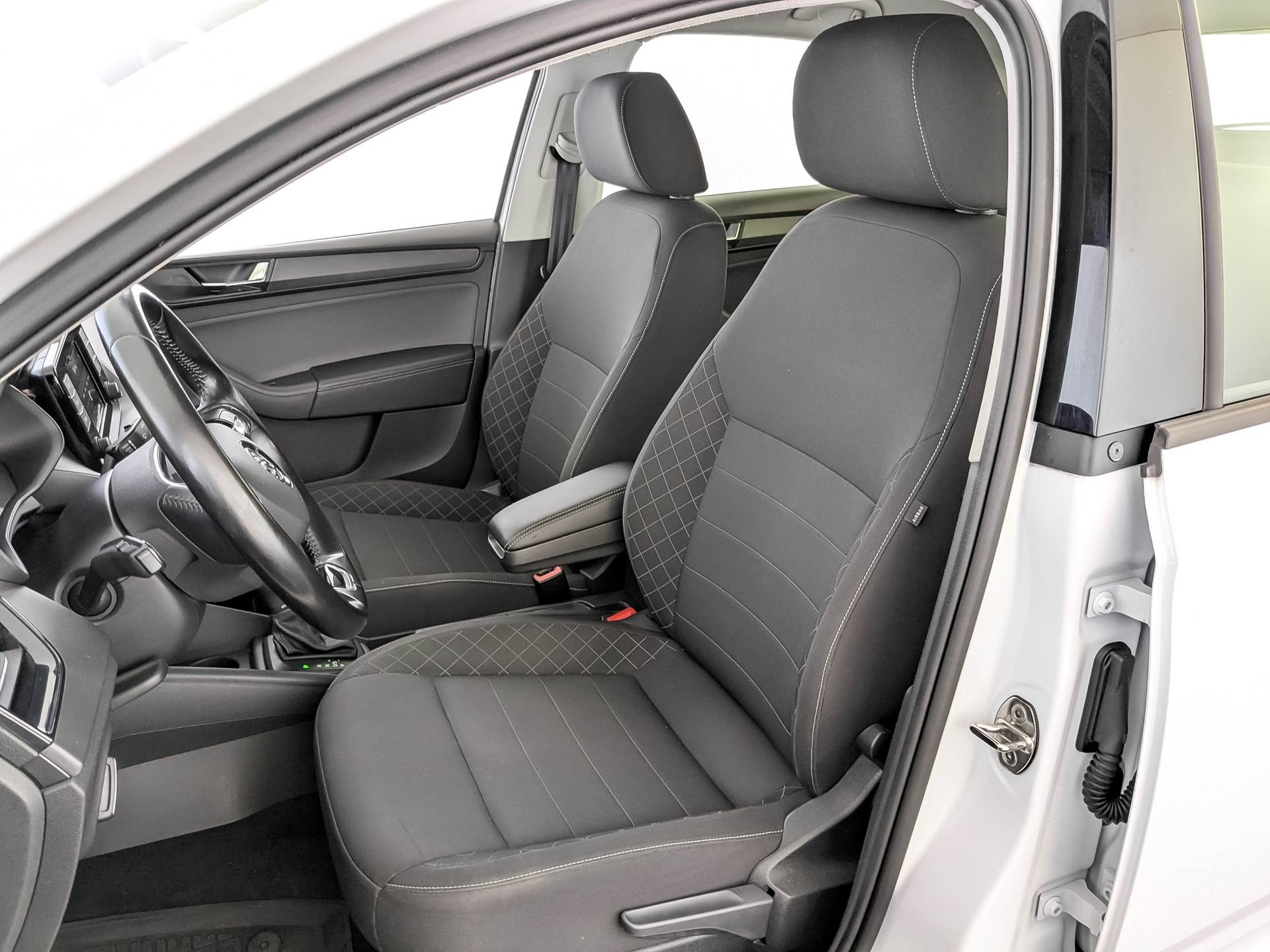 SKODA Rapid II 1.60 (110 л.с), автомат, 2020, пробег 93 423 км
