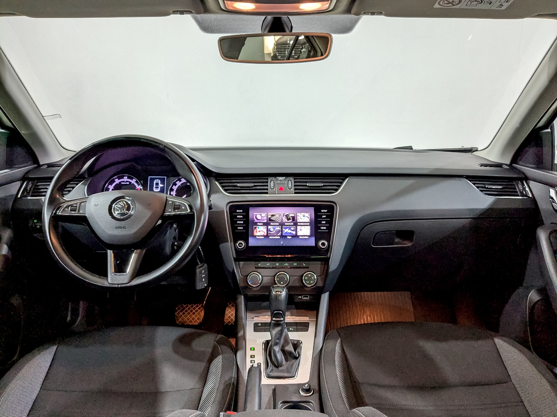 SKODA Octavia 1.60 (110 л.с), автомат, 2020, пробег 80 725 км