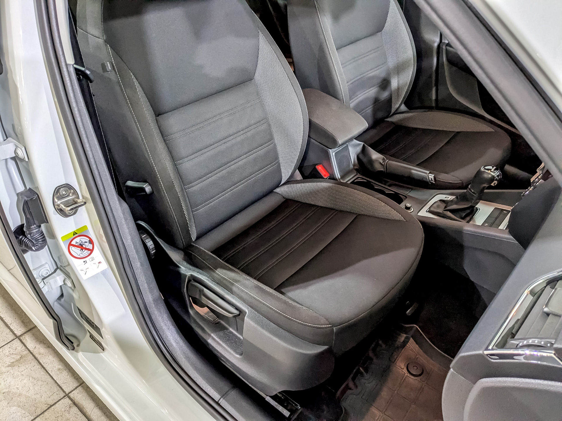 SKODA Octavia 1.60 (110 л.с), автомат, 2020, пробег 80 725 км