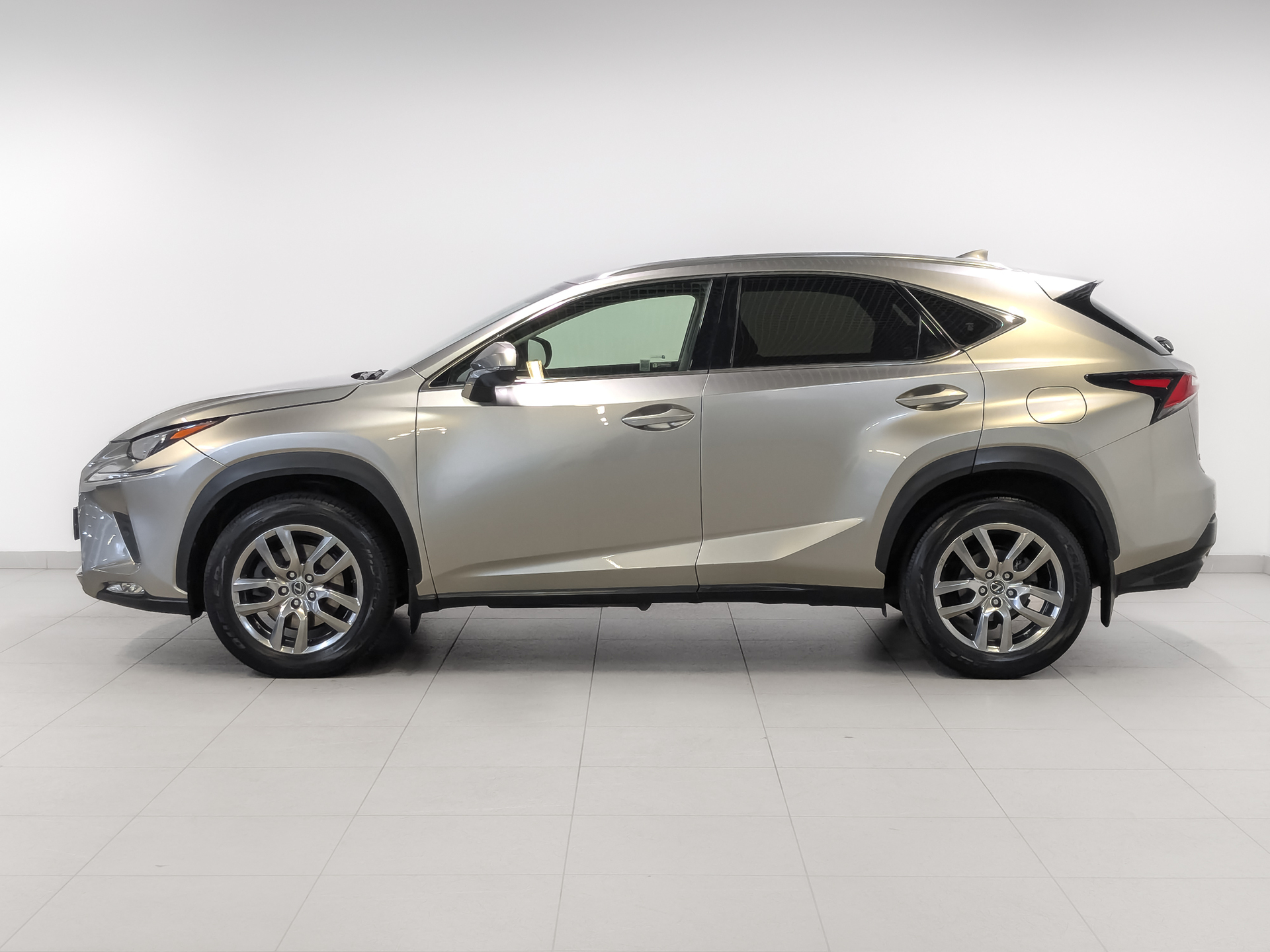 LEXUS NX 2.00 (238 л.с), автомат, 2021, пробег 58 419 км