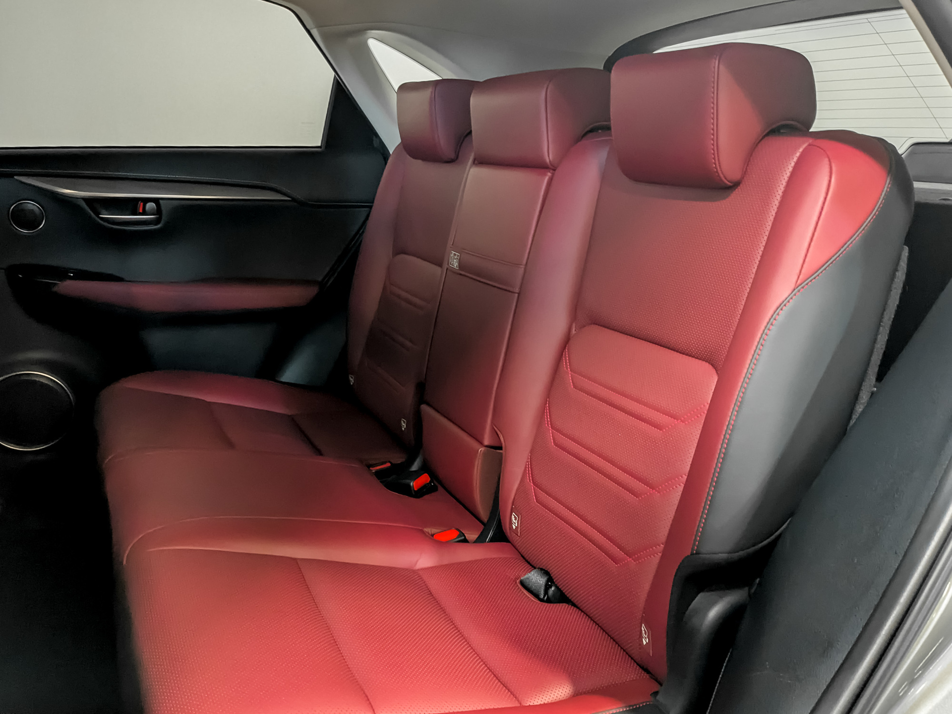 LEXUS NX 2.00 (238 л.с), автомат, 2021, пробег 58 419 км