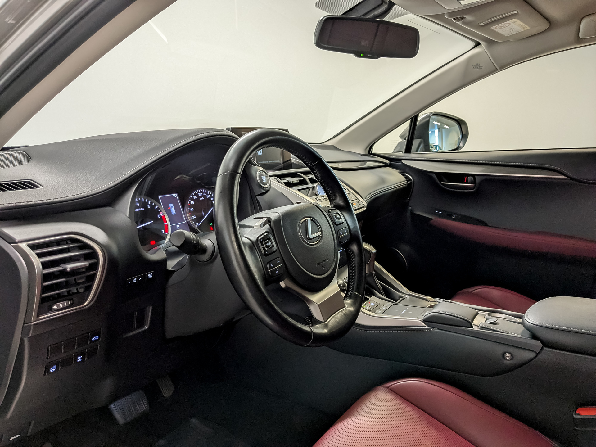 LEXUS NX 2.00 (238 л.с), автомат, 2021, пробег 58 419 км