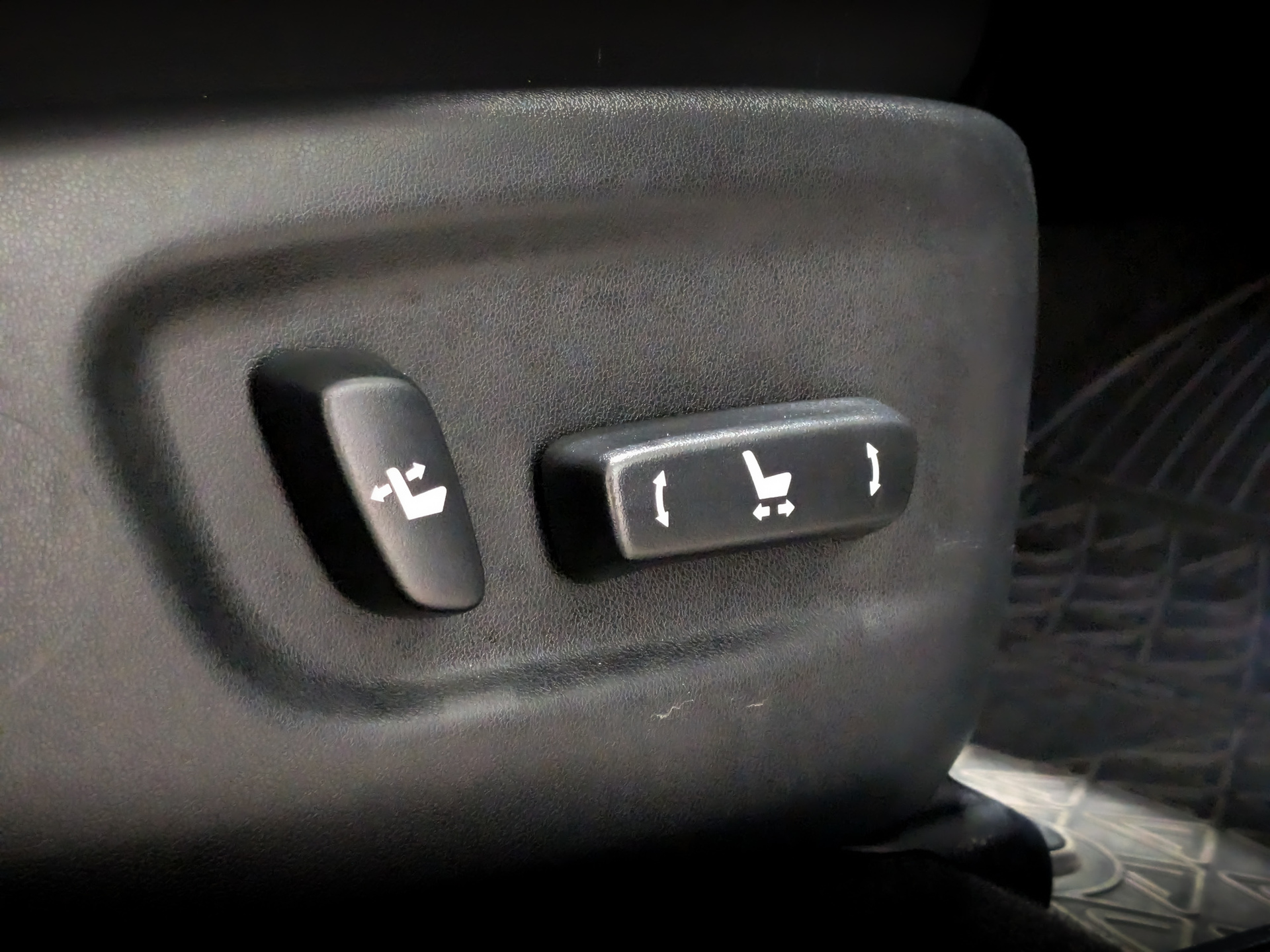 LEXUS NX 2.00 (238 л.с), автомат, 2021, пробег 58 419 км