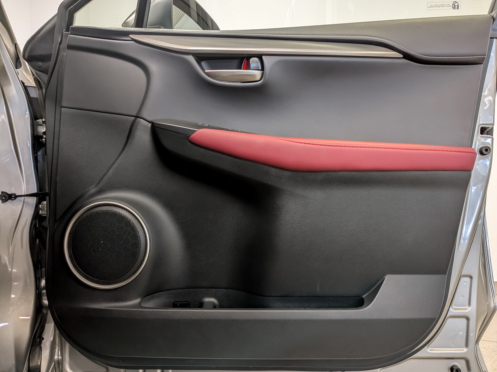 LEXUS NX 2.00 (238 л.с), автомат, 2021, пробег 58 419 км