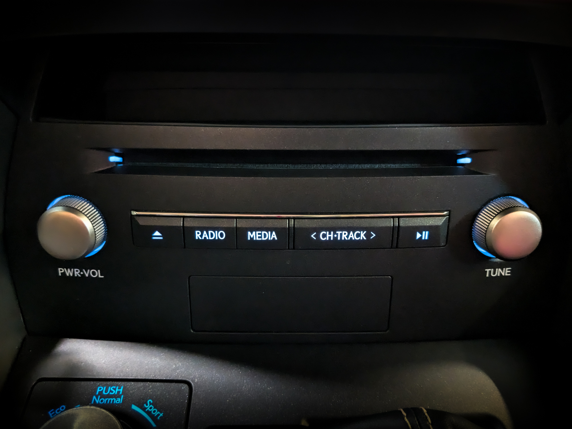 LEXUS NX 2.00 (238 л.с), автомат, 2021, пробег 58 419 км