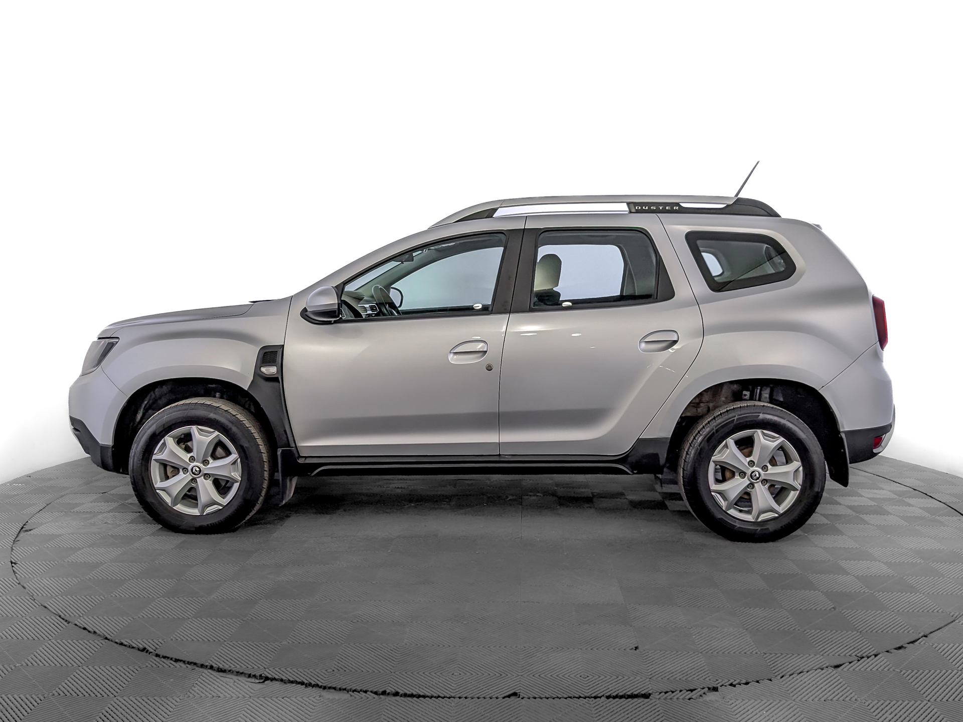 RENAULT Duster 1.30 (150 л.с), автомат, 2022, пробег 83 678 км