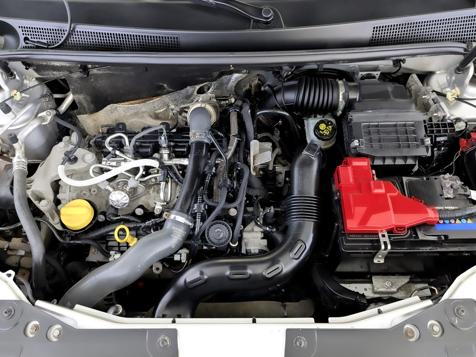 RENAULT Duster 1.30 (150 л.с), автомат, 2022, пробег 83 678 км