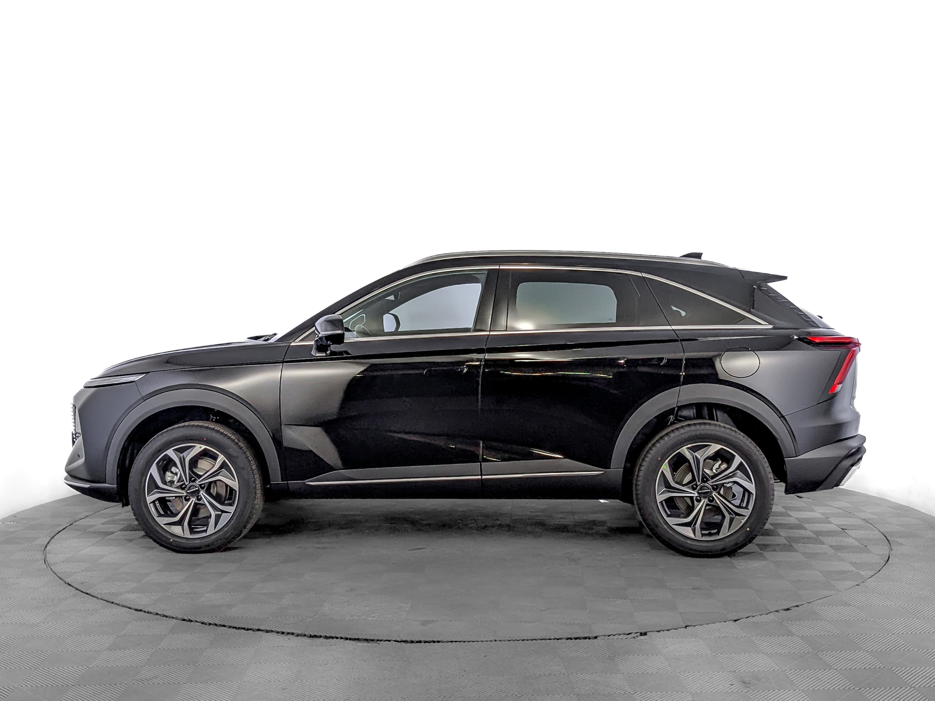 Фото Haval F7 Премиум 1.5T/150 7RT 2WD