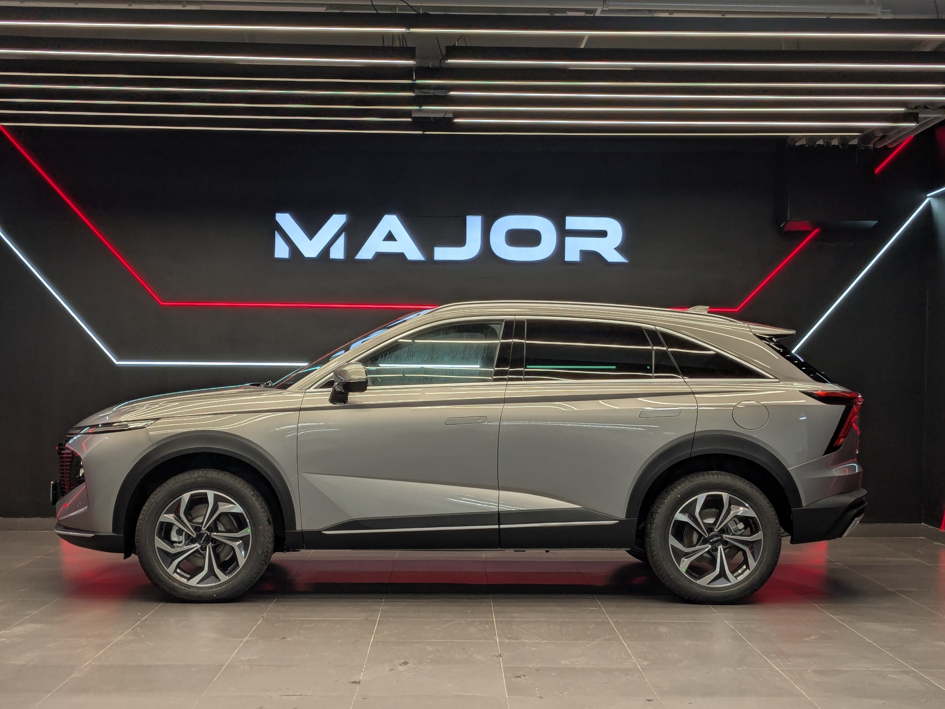 Фото Haval F7 Премиум 1.5T/150 7RT 2WD