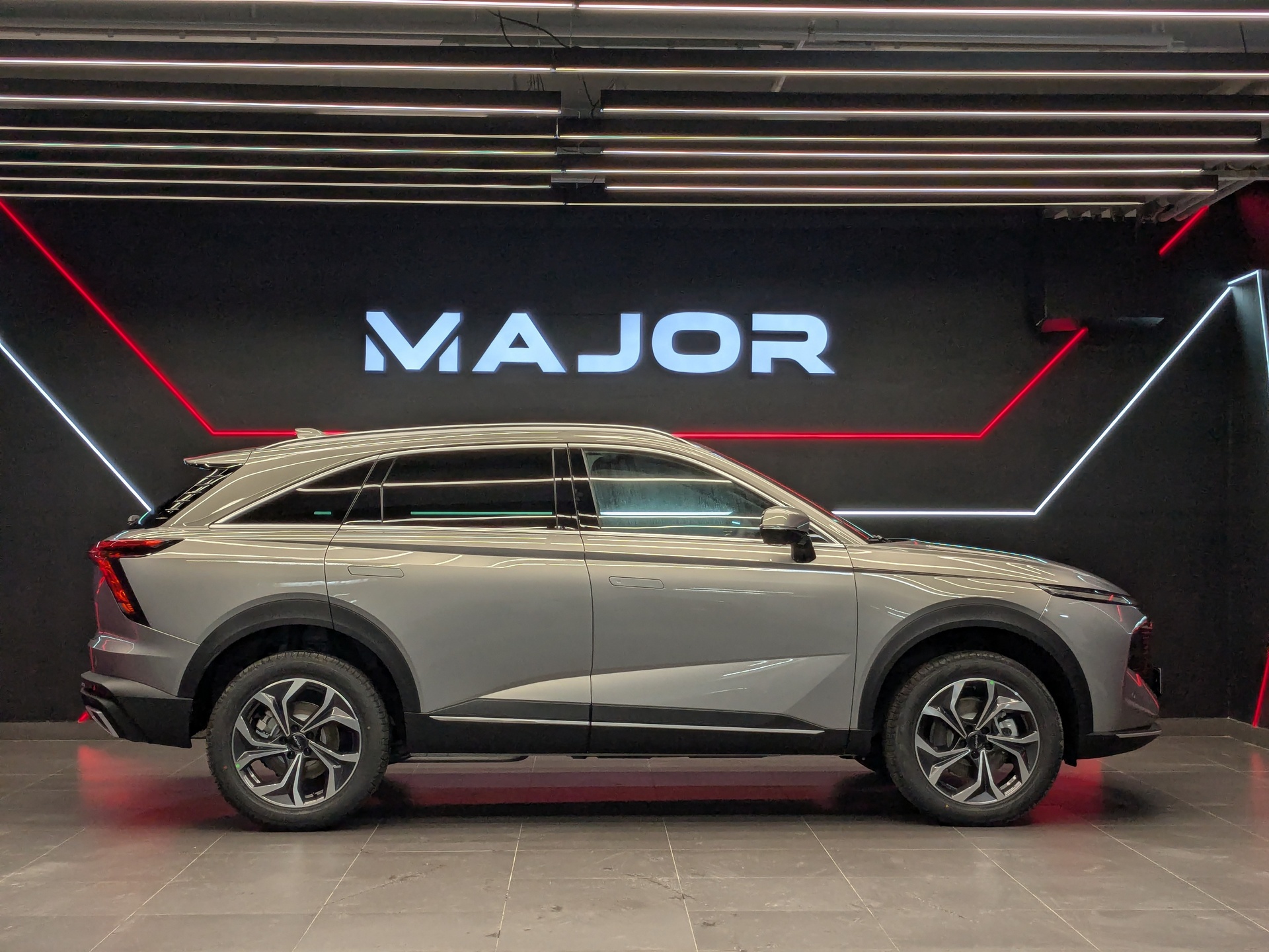 Фото Haval F7 Премиум 1.5T/150 7RT 2WD